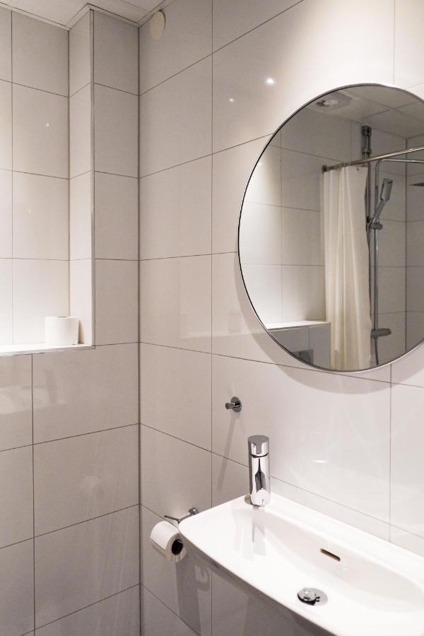 Asby Hotell Hallstahammar Екстер'єр фото