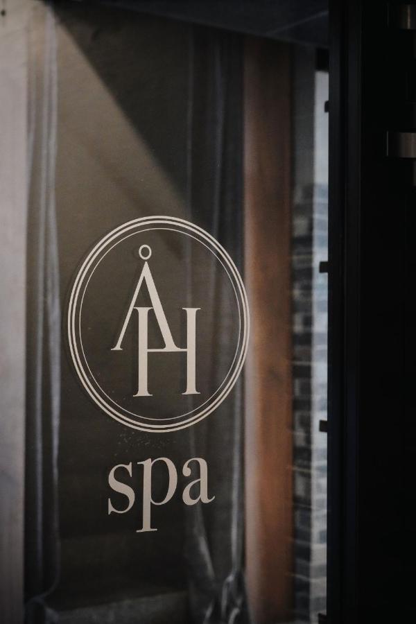 Asby Hotell Hallstahammar Екстер'єр фото